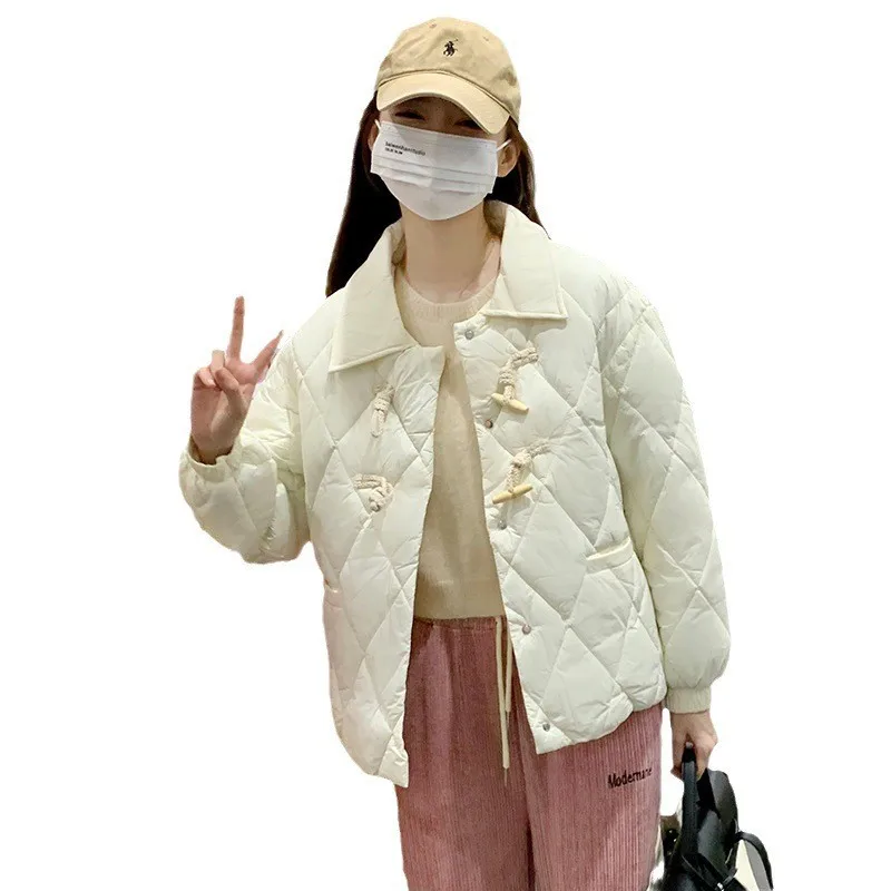 Women Quilted Jacket Quilted Jacket Short Diamond Check Cowl Button Down Korean Loose Warm Bakery Coat High Quality Winter New