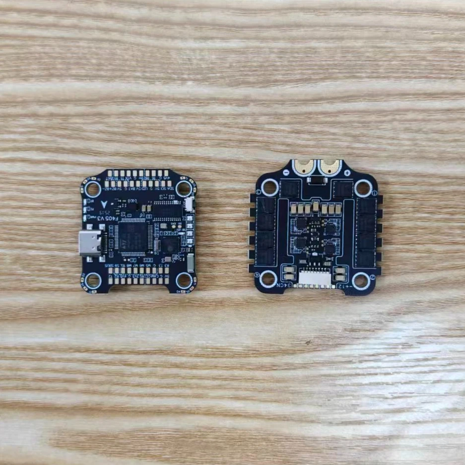 SpeedyBee Same F405 V3 30x30 FC i 50A 4 w 1 ESC Stack BLS 32-bitowy, wysokowydajny moduł sterujący do dronów wyścigowych FPV, freestyle i quadcopterów RC