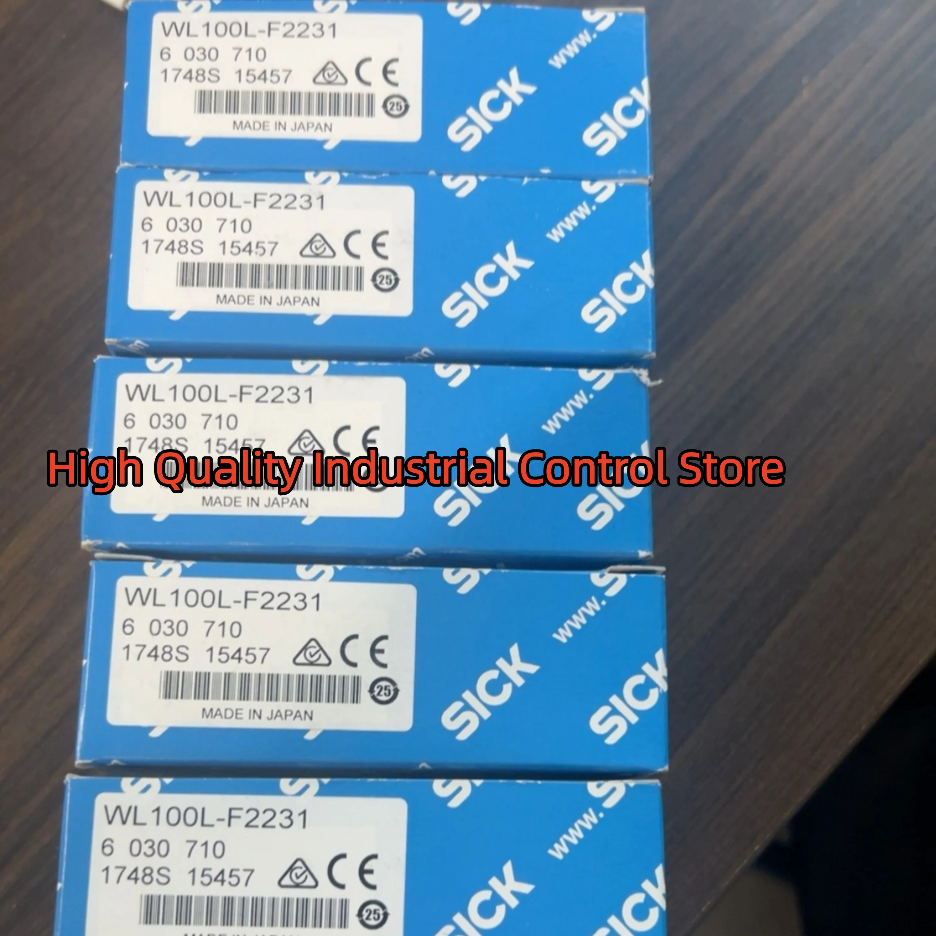 مفتاح مستشعر كهروضوئي WL100L-F2231 WL12-3P2431 جديد في الصندوق