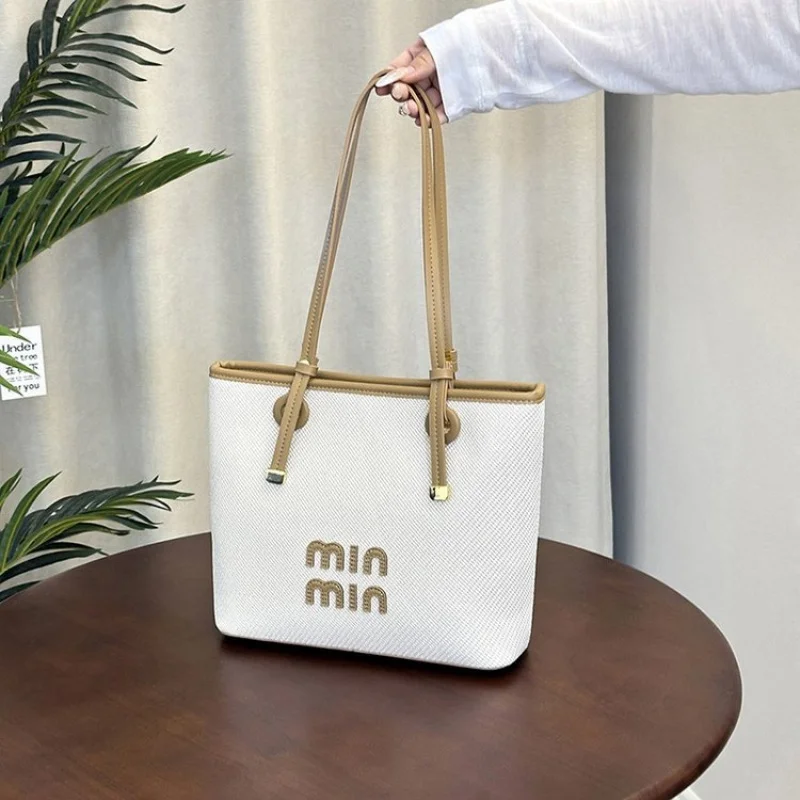 حقيبة يد نسائية مصنوعة من الجلد الفاخر ذات جودة عالية ومظهر يومي عصري من باريس #3