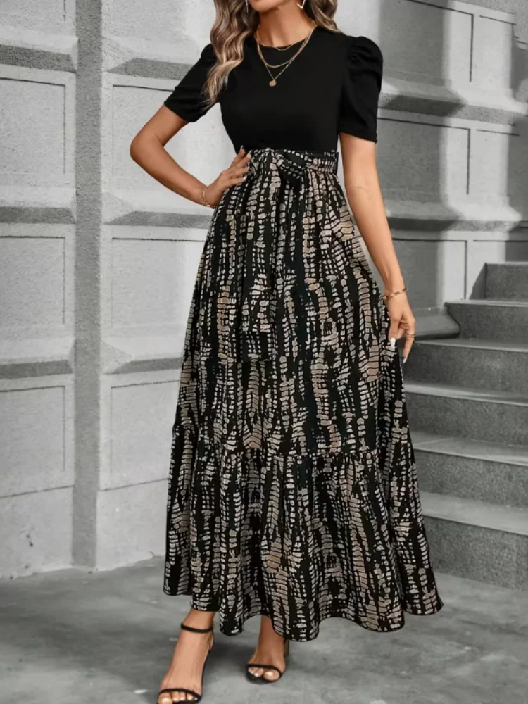 Women’s floral print high-waisted, stylish, elegant, and refined dress.