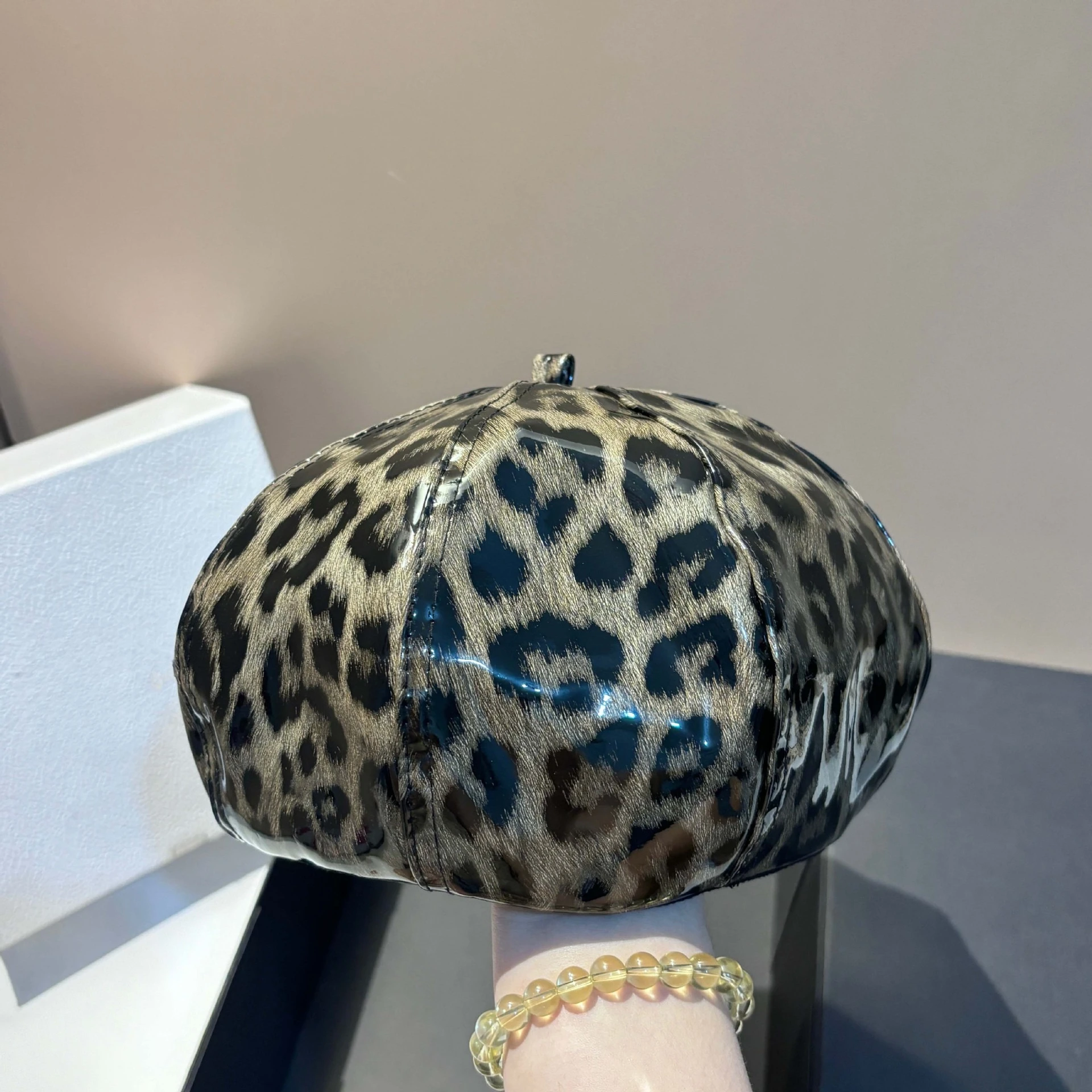 

Beret Hats Korean European Adjustable Luxury Painter Hat Outdoor Leather Dancing Party Caps Women Accessories Fashion