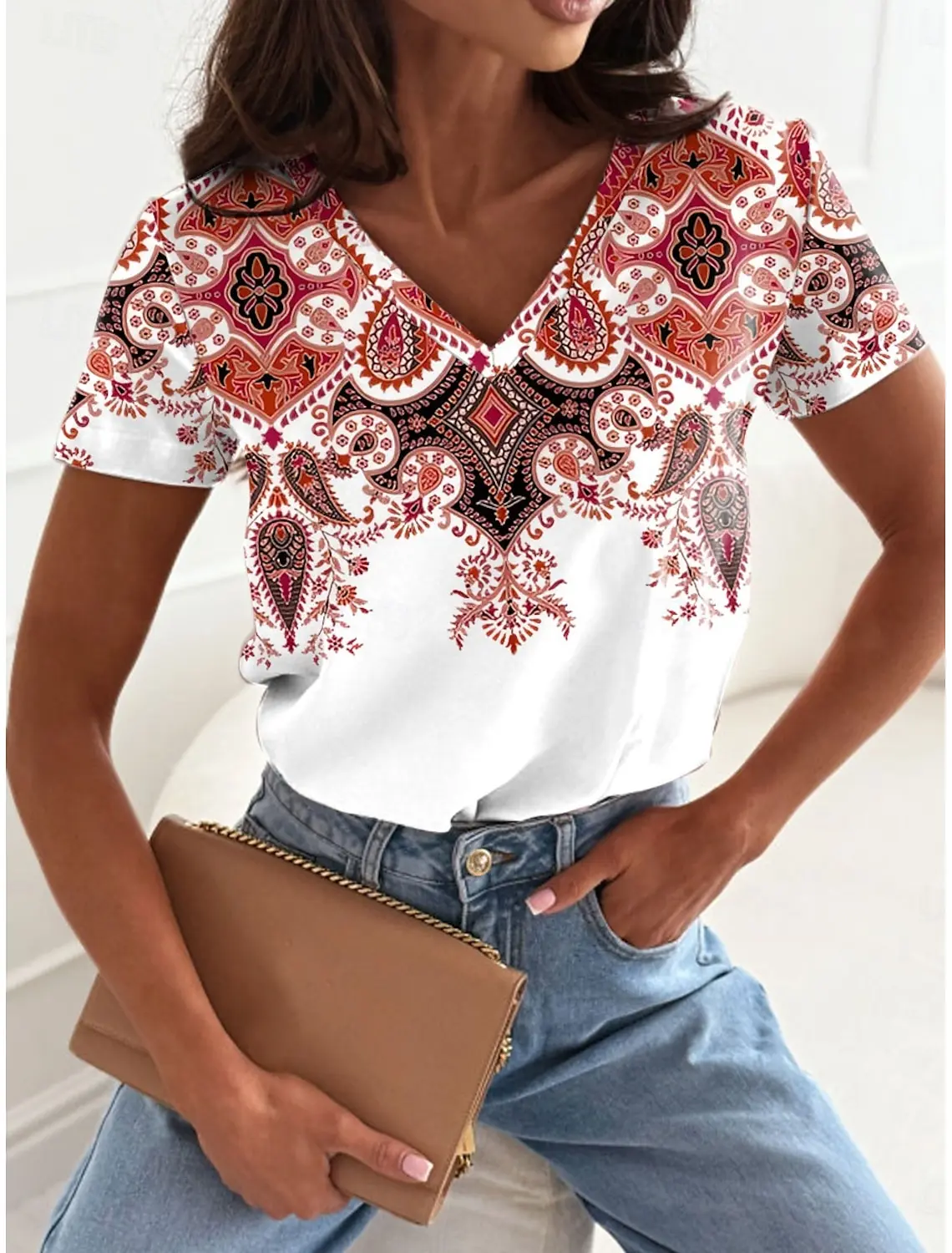 

Women's Trendy T-Shirt Flowers Graphics Fashion Short Sleeved V-Neck Regular Tops Daily Print Tee 2025 Summer Y2K Casual Tops