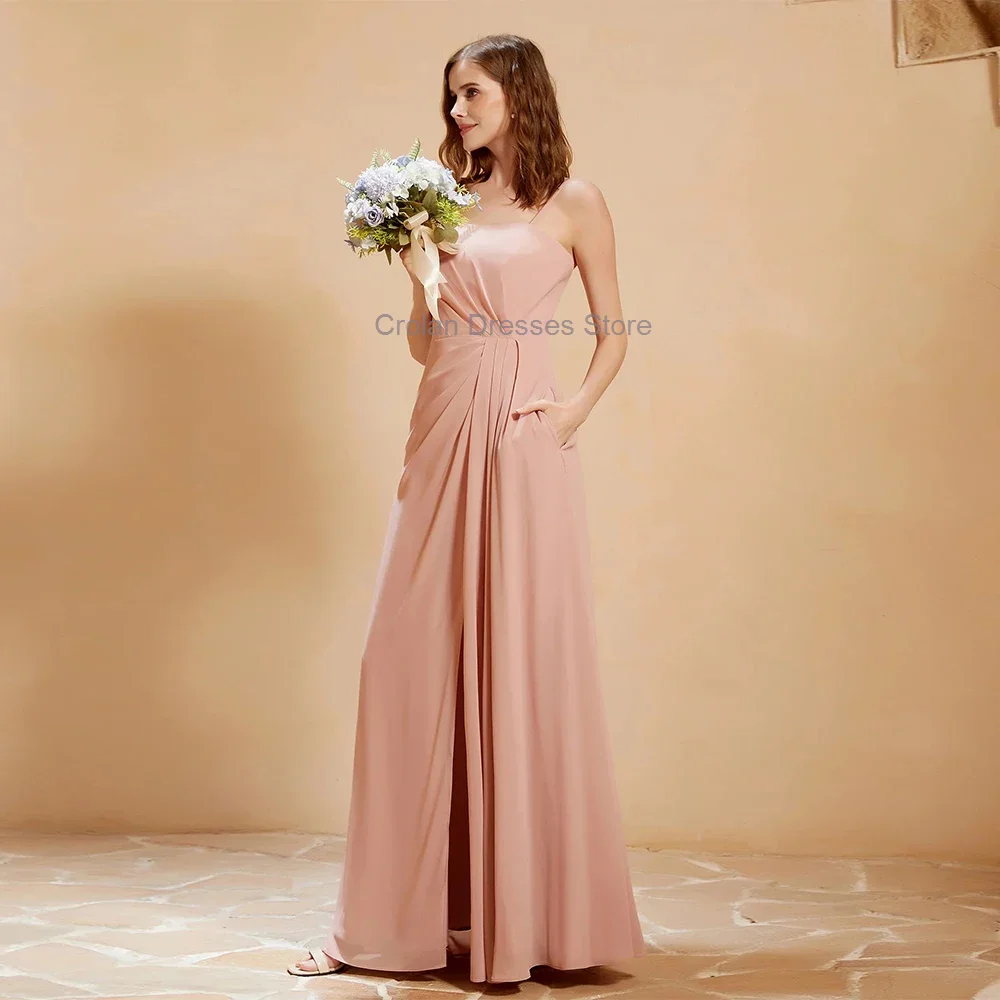 Minimalist Light Pink Spaghetti Straps Evening Dress with Pockets Jersey Pleats Formal Occasion Gown Sleeveless Party Dress 2024