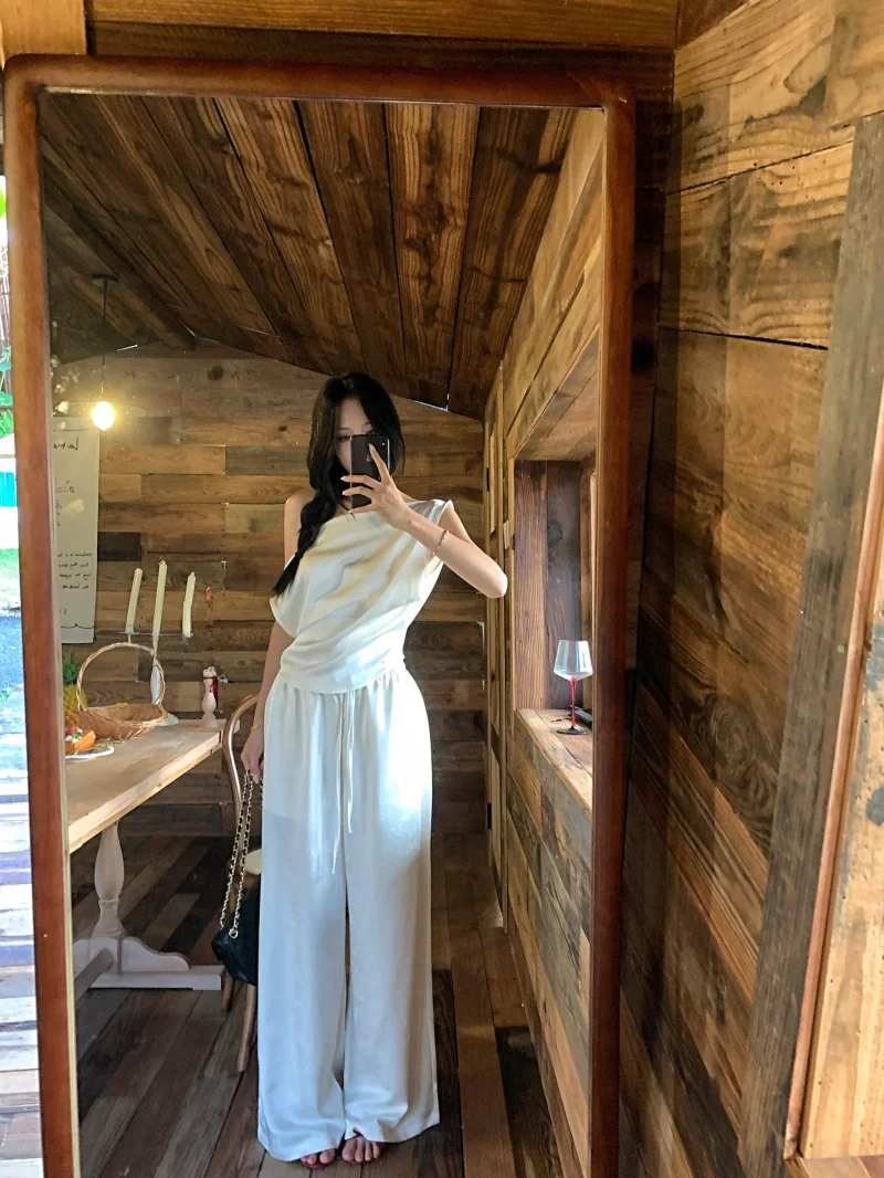 

Summer Faion Set Women's ort Sve Satin T-irt Wide Leg Casual Pants Two Piece Set Irregular oulder Line Ele