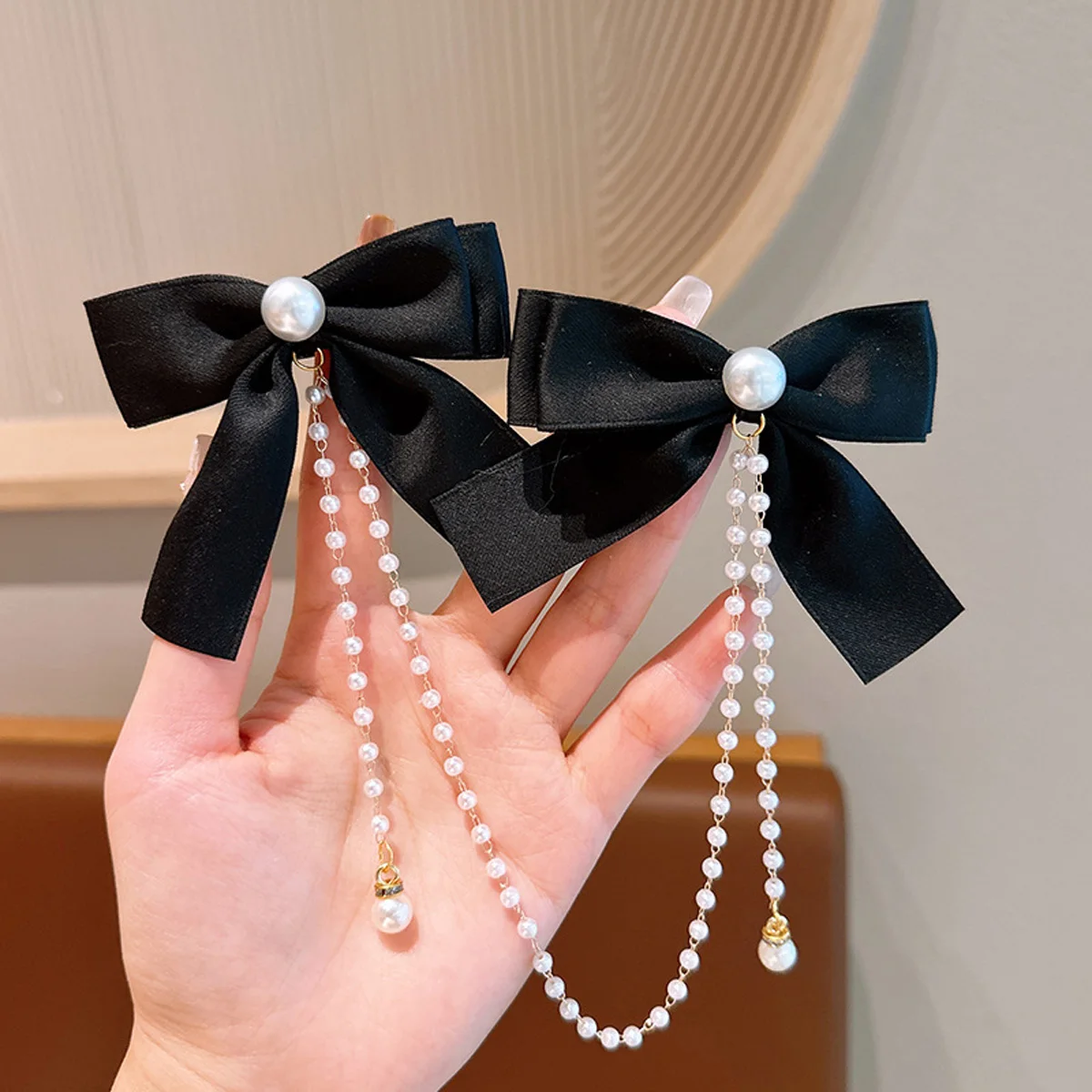 Pearl Bow Hairpin Princess Fringe Forehead Chain A Pair of Bobby Pins Sweet Cute Elegant Hair Accessories