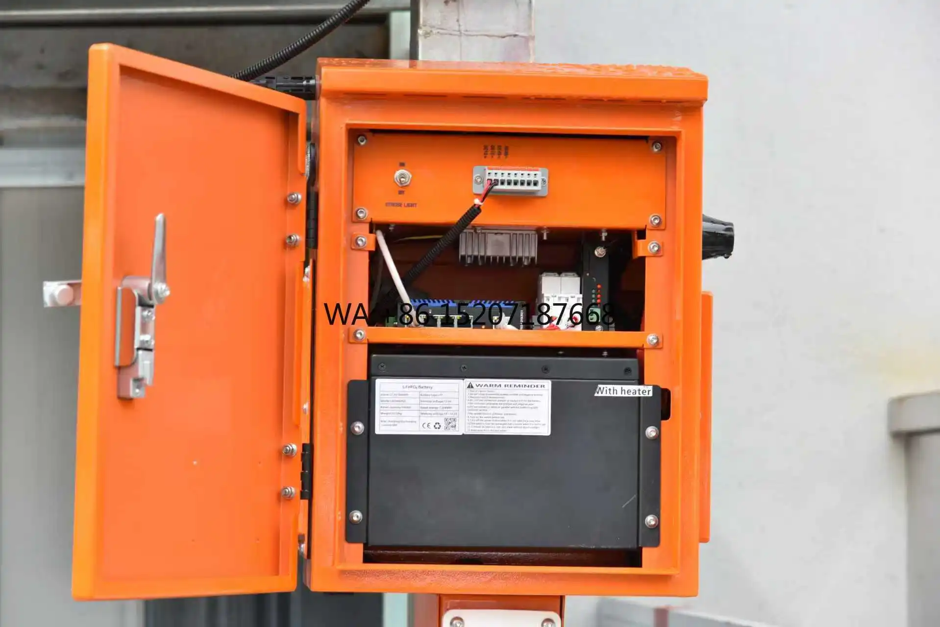 Construction Site Efficient Monitoring System One-Panel Solar-Powered PTZ Surveillance Box for