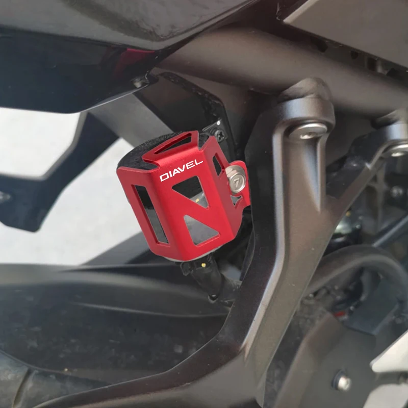 Moto For Ducati XDiavel X-Diavel 1200 1260 1260S Diavel 1200 CNC Rear Brake Fluid Reservoir Guard Cover Protector Accessories