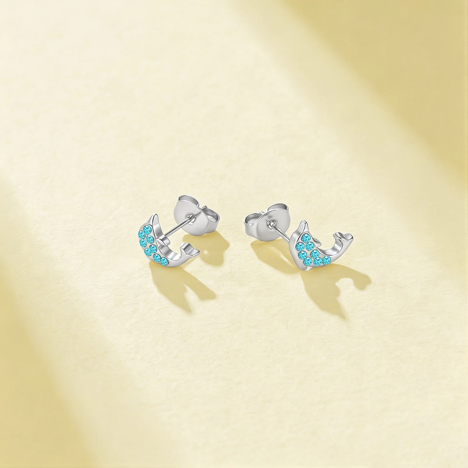 Eueavan 3D Delfin Strass Ohrstecker Ozean-Tier Schmuck mit Kristallen Besetzt Niedliche Frische Edelstahl Strandgeschenke Großhandel – Detail 3
