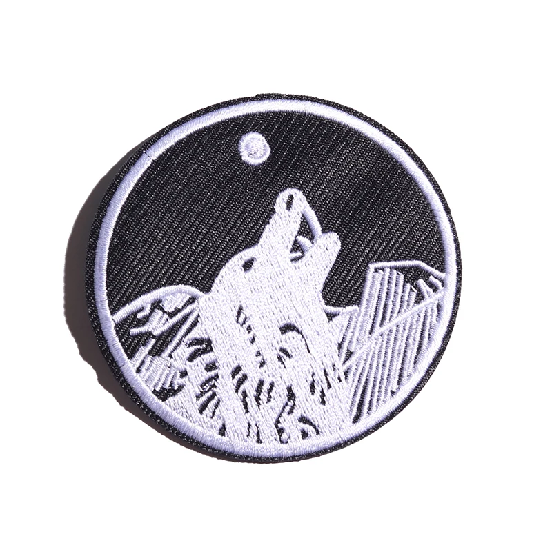 Round night wolf call size: 7.2*7.2CM ricamo patch cartone animato cappotto pantaloni cappello decorazione fai da te stiratura su toppe accessori