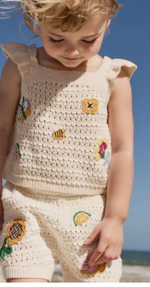 2026 Summer New Girls Sweet Knitted Vest Small Fly Sleeves Hollowed Out Flower Embroidered Vest Shorts