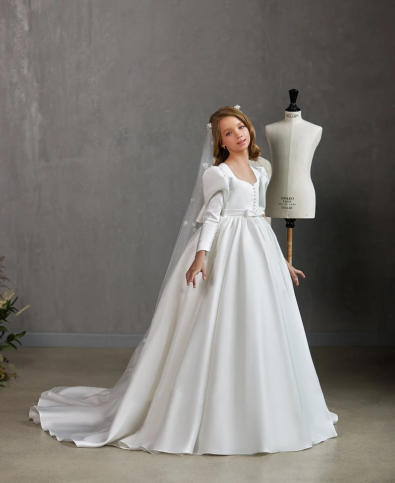 

Elegant Flower Girl Dresses For Wedding Puffy Satin Full Sleeves Pageant Dress Applique First Communion Party Ball Gown 2024