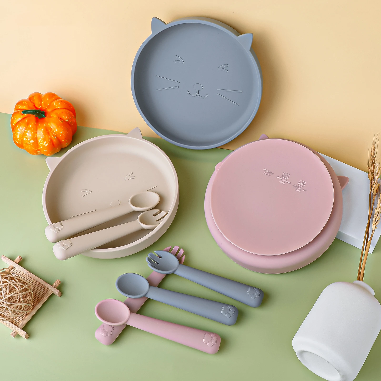 

Silicone Cute Cat Design Baby Plate Set With Spoon and Fork Microwave & Oven Safe, Ideal Gift for Baby Shower Child Feeding Kit