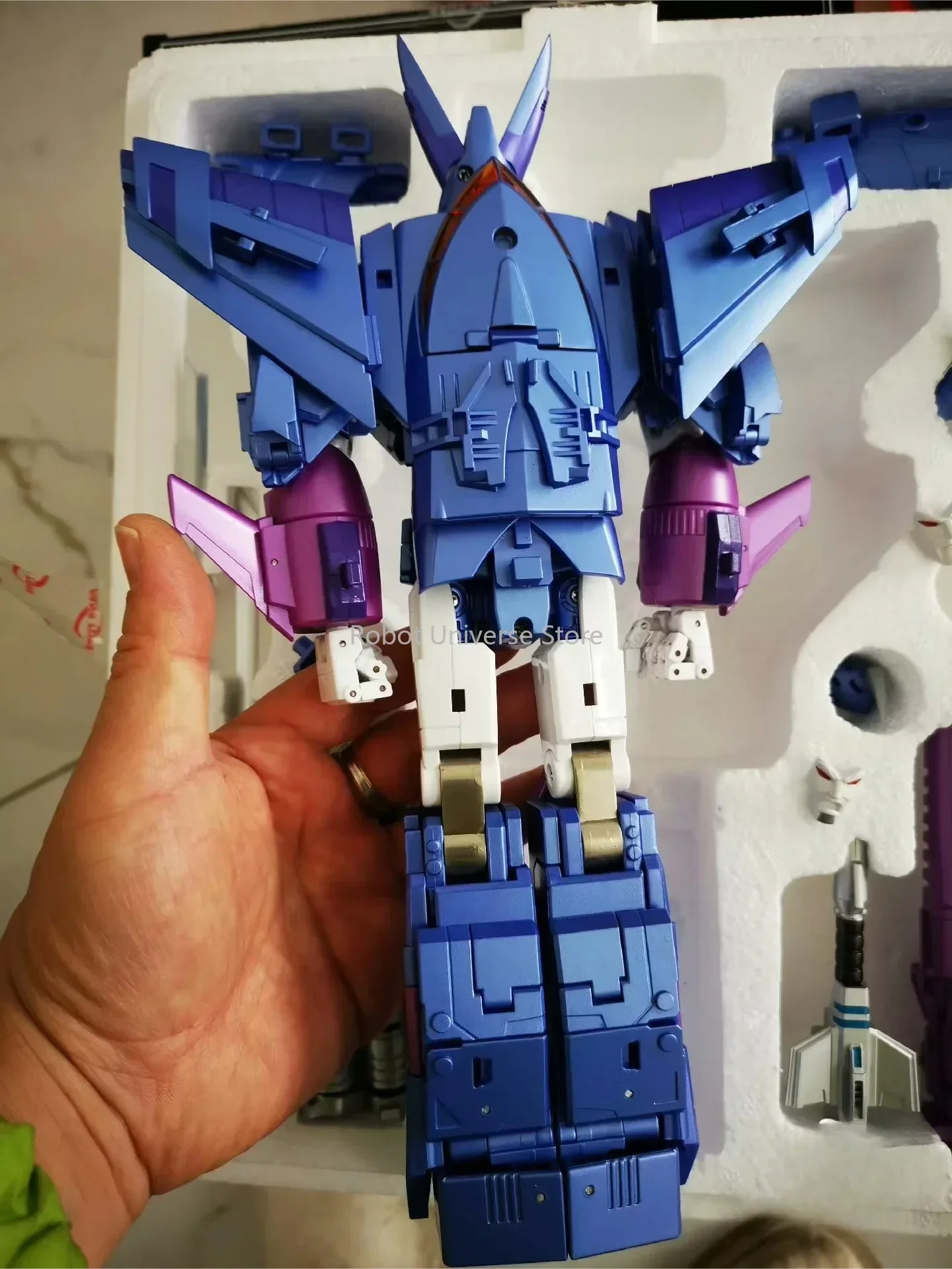 W MAGAZYNIE Transformowanie FansToys FT-29 FT29 Cyclonus Quietus Oryginalny kolorowy stosunek Mp Figurka Robot Zabawka z pudełkiem