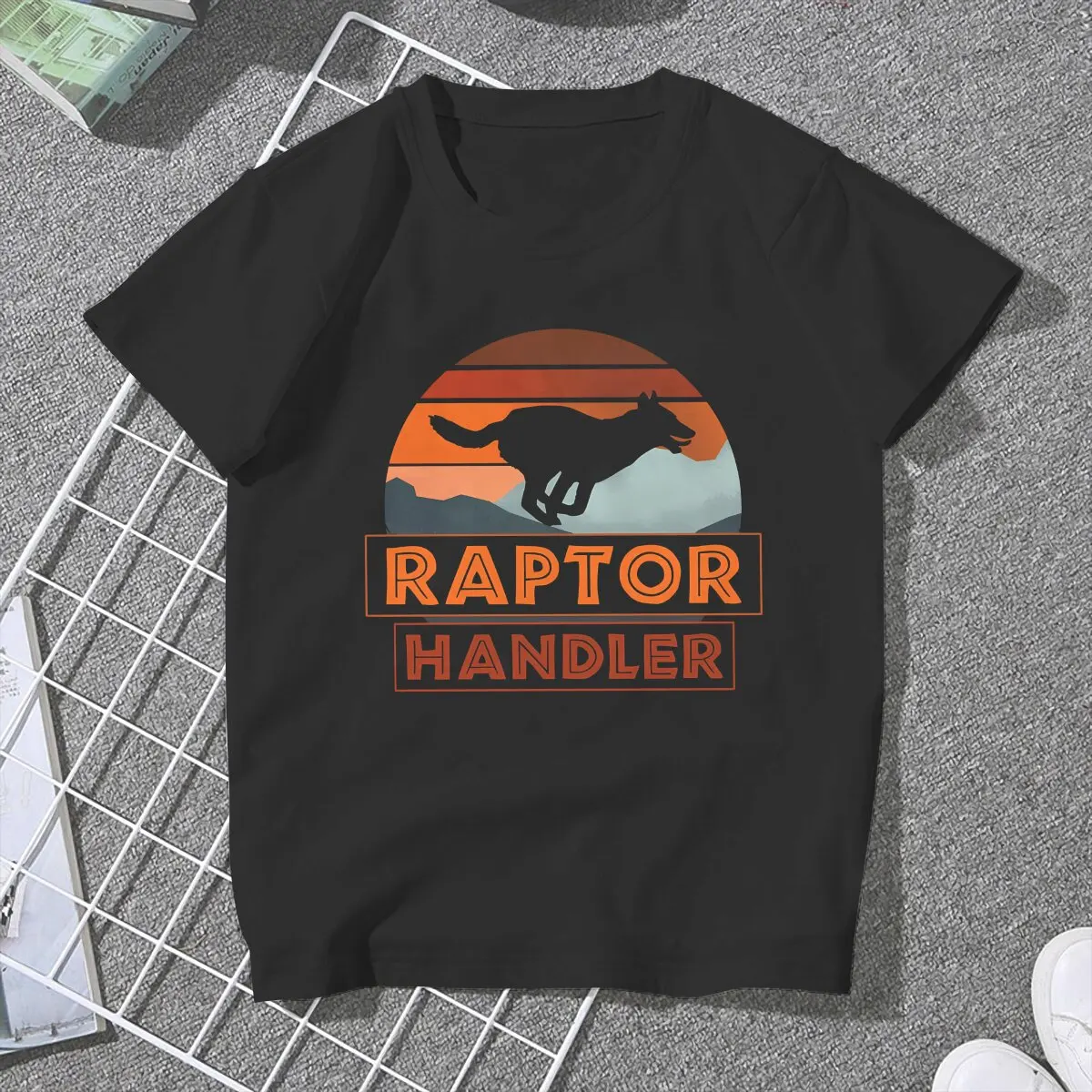 Malinois Dog Raptor Handler Tshirt Graphic Women Tops Vintage Goth Fibre Harajuku Polyester T Shirt