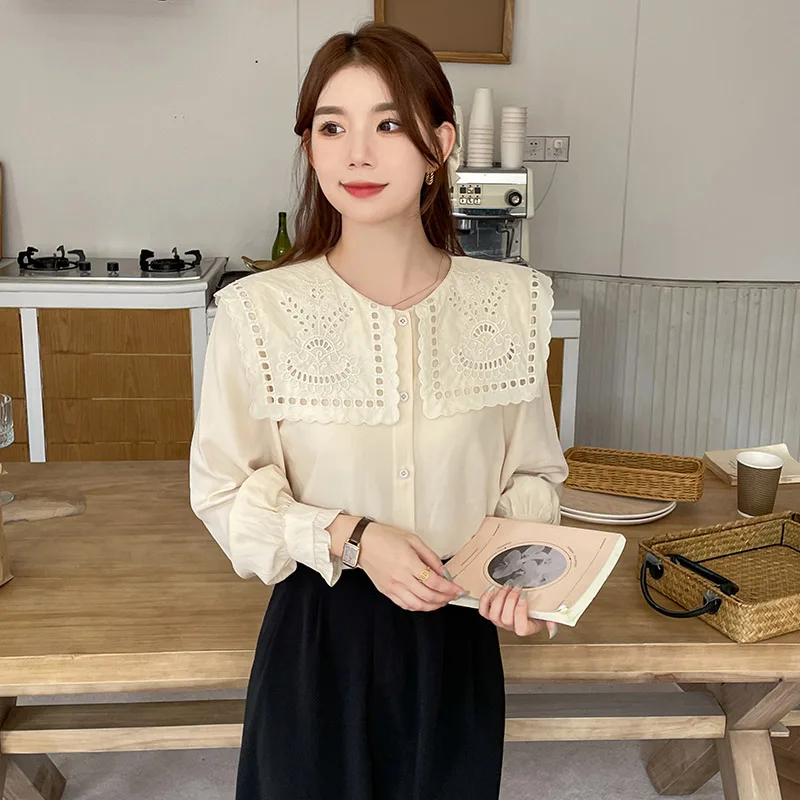 Women Clothing Korean Version Chic Elegant Long Sleeve Shirt Autumn Fashion Casual Square Collar Blouse Hollow Out Embroider Top