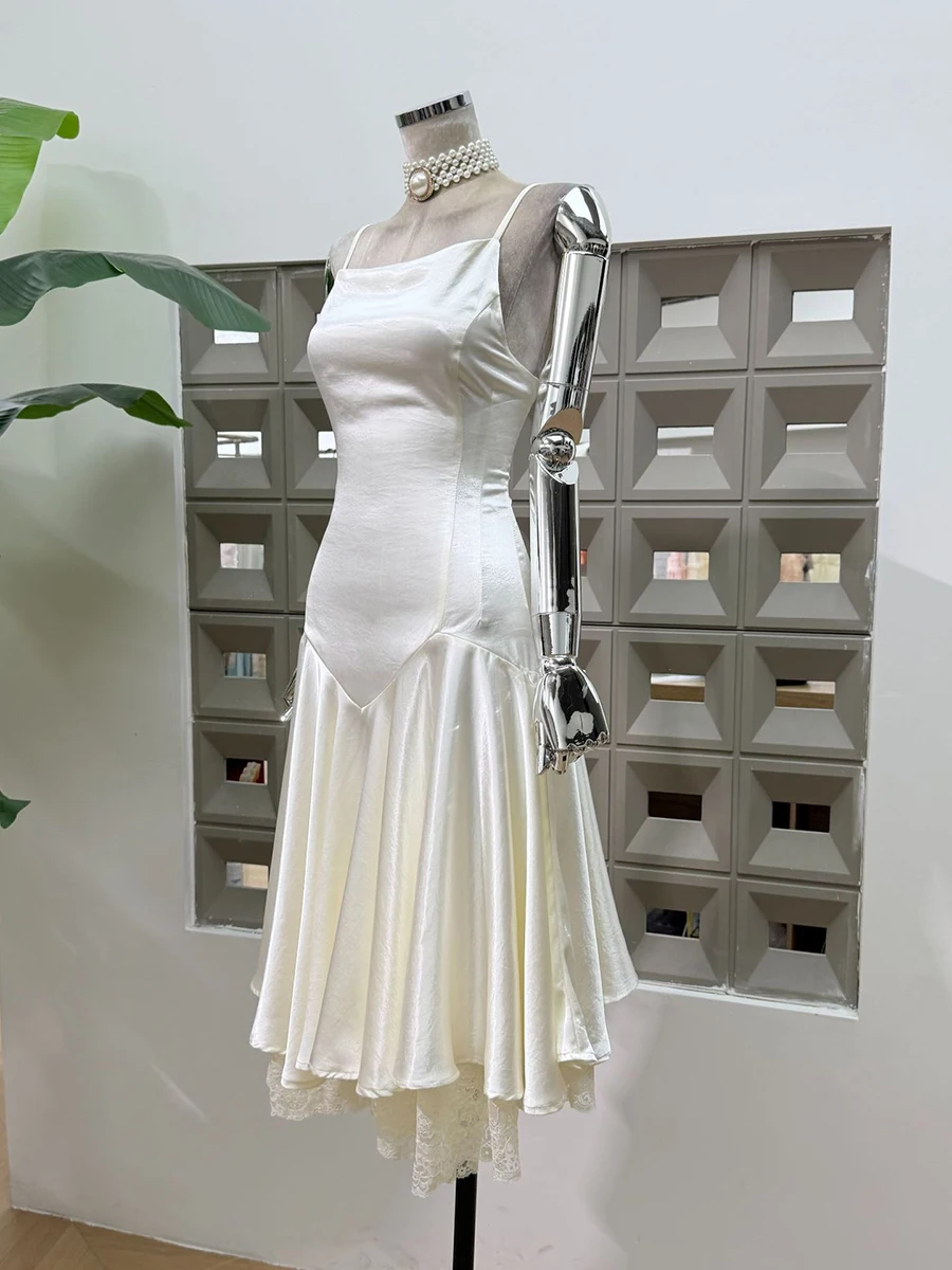 TWOTWINSTYLE Solid Spliced Lace Slimming Slip Dress for Women Square Neck Sleeveless Patchwork Folds Dresses Female Fashion New