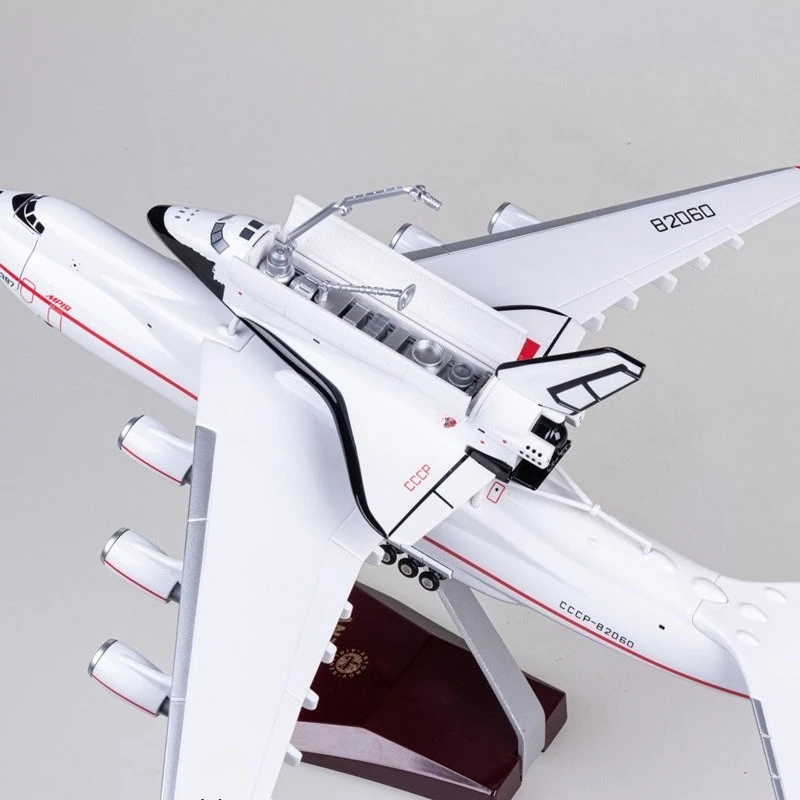 42 cm 225 + model samolotu symulacyjnego Blizzard, ozdoba lotnicza