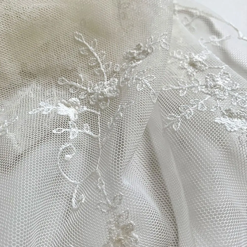 

Длинный кружевной шарф с цветочной вышивкой, легкий, дышащий, с защитой от солнца, однотонный, для защиты шеи, для женщин