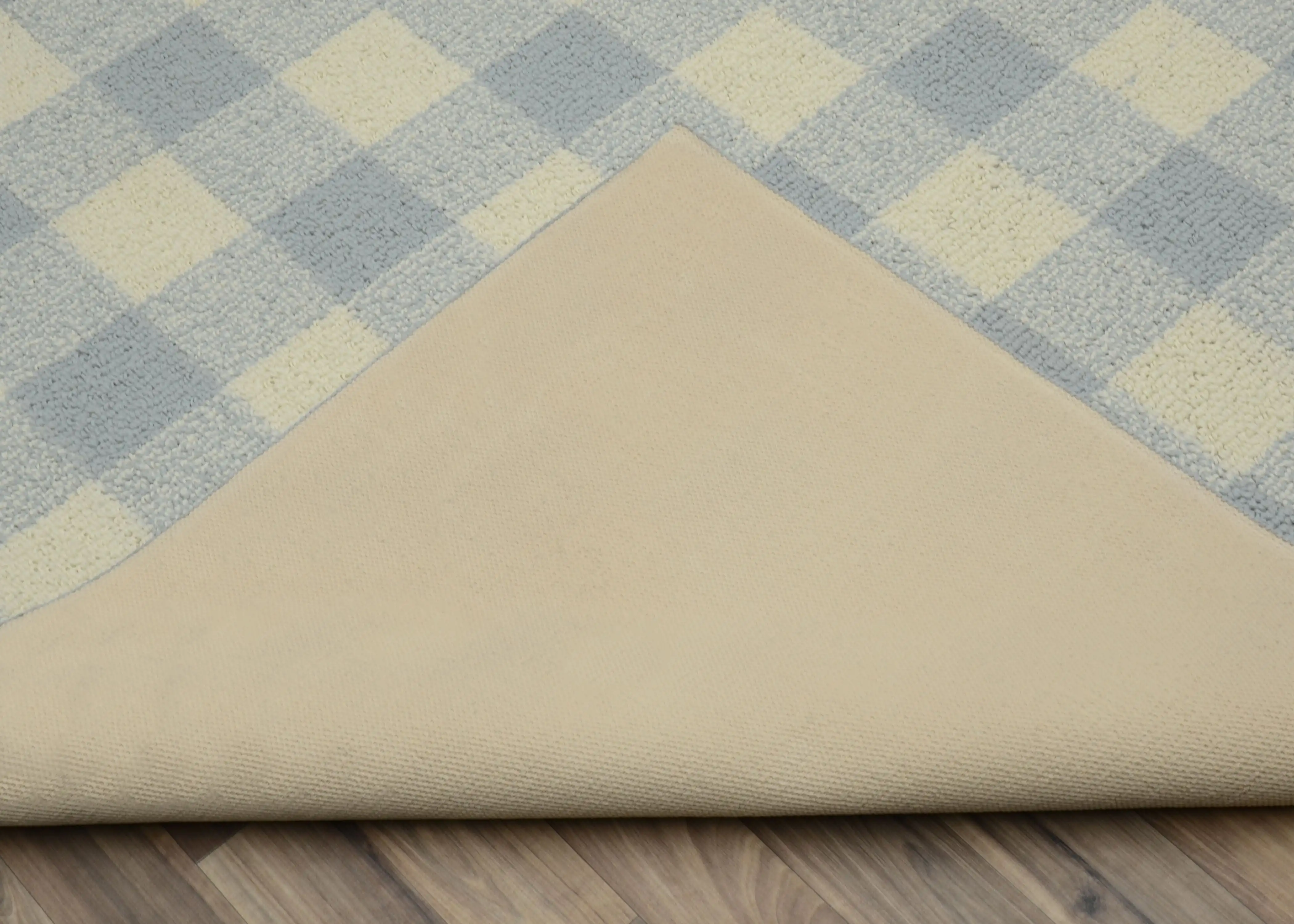 Garland Rug Country Living Buffalo Plaid Polypropylene Soft Silver/Ivory Indoor Area Rug, 5' x 7'