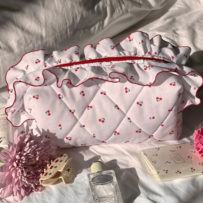 Women's Fashion Flower Makeup Storage Bag Butterfly Flower Cotton Makeup Bag Fashion Toiletry Bag Sweet Style Kawaii Pen Case