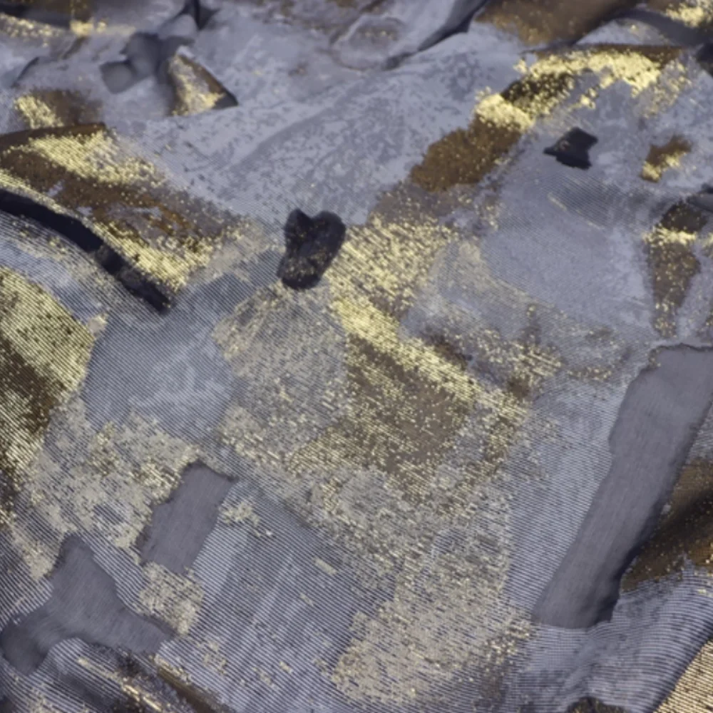 現代的な抽象的な高級通気性のある光沢のあるシルク麻メタリックジャカード生地、女性の素晴らしいパーティードレス用