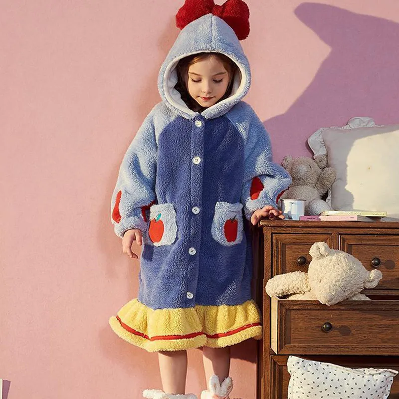 Kinder-Kapuzenbademantel für Mädchen Winter 2026 Neu Prinzessinnen-Kindermantel Dick Wärmend Langes Nachthemd Vorderer Knopfverschluss Korallenfleece Weicher Bademantel – Detail 6