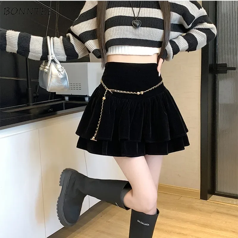 

High Waist Ball Gown Mini Skirts Women Chains Ruffles Pleated Solid All-match Streetwear Casual Faldas Autumn Winter Soft Chic