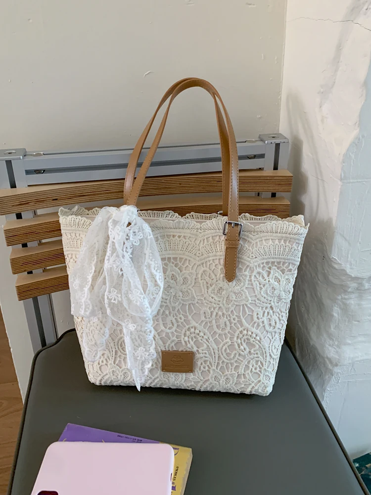 

Lace Bow Tote Bag Women's New Large Capacity Flower Jacquard Handbags Korean Female Artistic Commute One Shoulder Bags