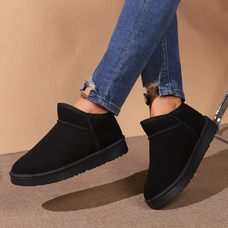 Botas de neve leves para mulheres, apartamentos, quentes, confortáveis, casuais, ao ar livre, caminhando, moda, novo, inverno, 2022