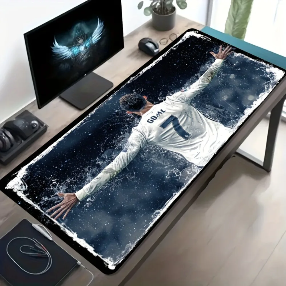 

Большой коврик для мыши с изображением футбольного торжества и киберспорта, 1 шт. | Нескользящий резиновый коврик для рабочего стола для геймеров и офиса, подарок для геймера
