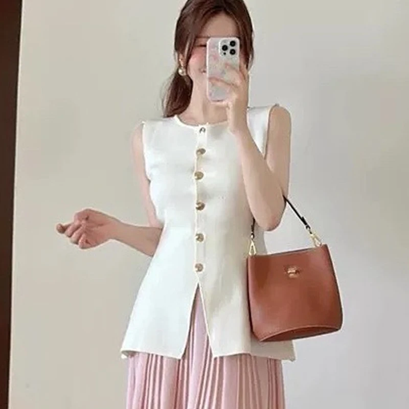

French Retro Single-breasted Round Neck Sleeveless Casual Knitted Vest For Women