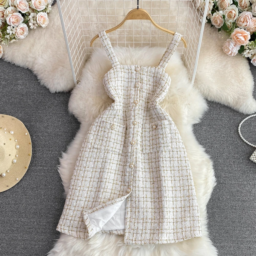 

Autumn Vintage Single Breasted Plaid Tank Dress Women Sleeveless Spaghetti Strap Woolen Dresses Ladies Short Mini Party Vestido