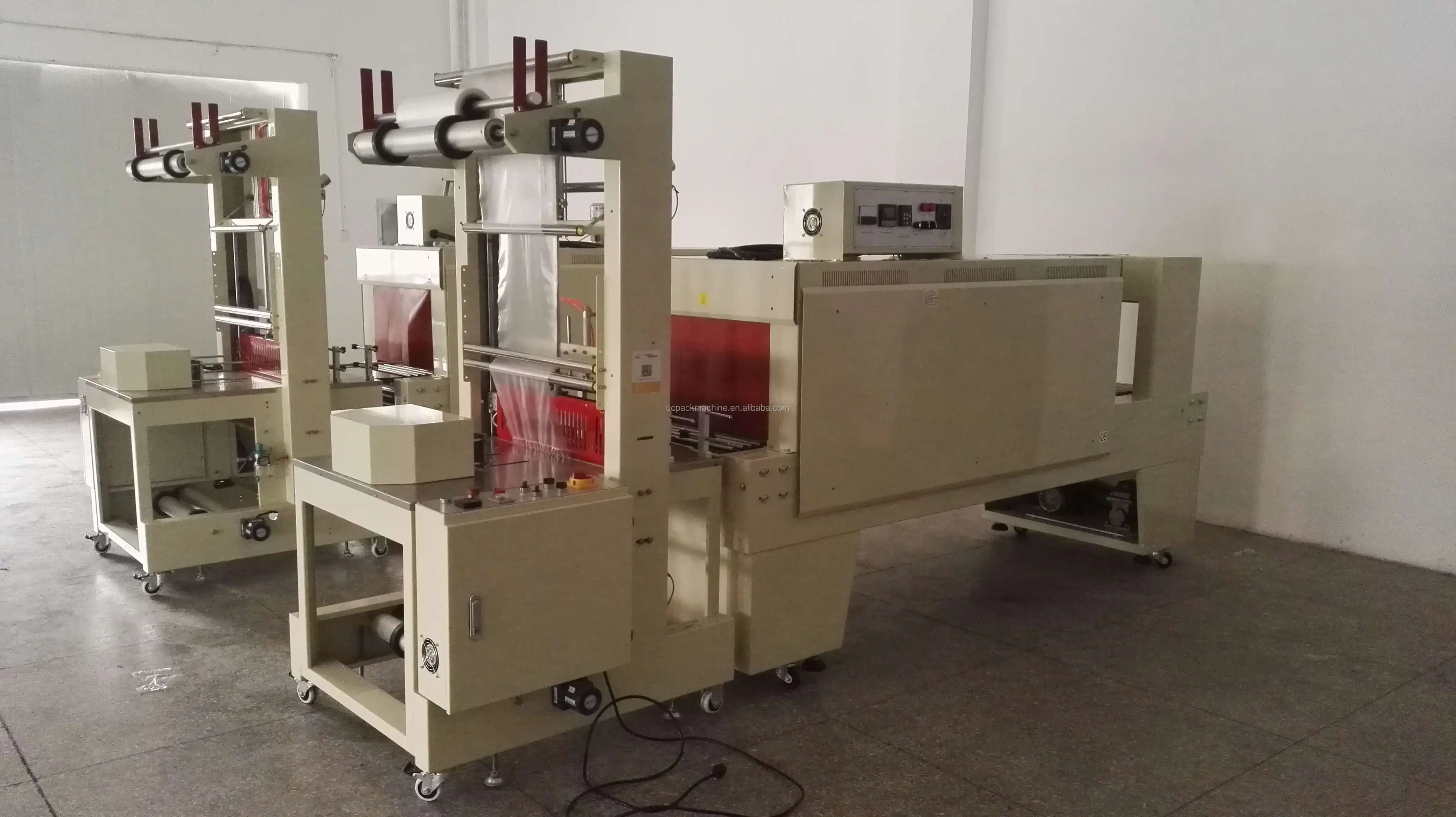 OEM Manufacturer PE Film Semi Automatic Sleeve Shrink Wrapping Machine for Bottles