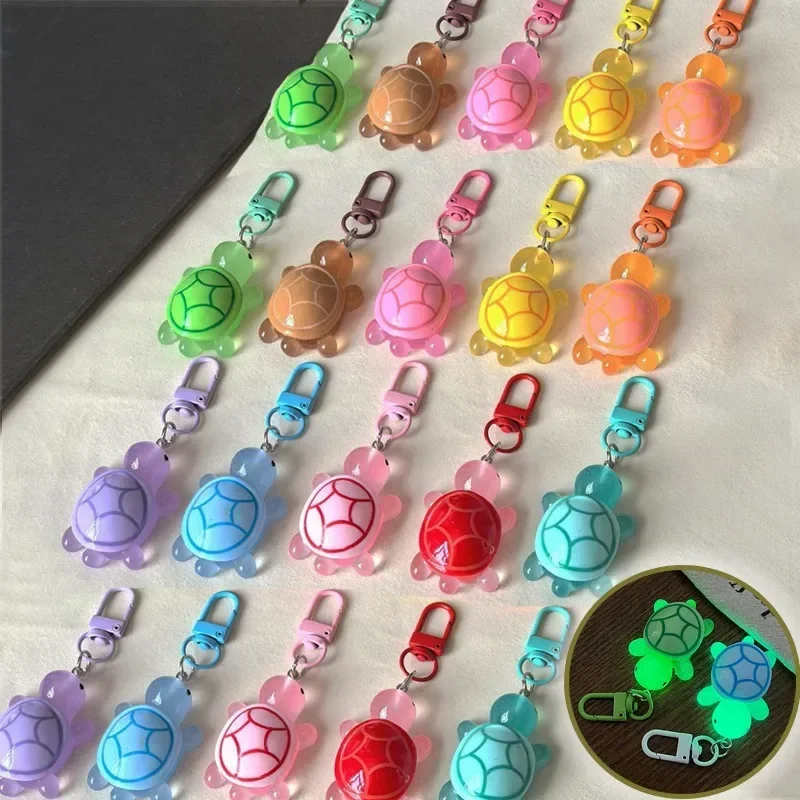 1-30Pcs Luminous Turtle Keychain Glow in The Dark Keyring Colorful Resin Sea Animal Bag Pendant Car Key Hanging Ornament