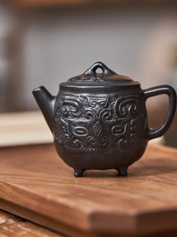 

Handmade Beidou Ro Tee-Legged Tea Pot Chinese Sle Retro Gongfu Tea Set Enaving Tea Brewing Pot Yutang Brand