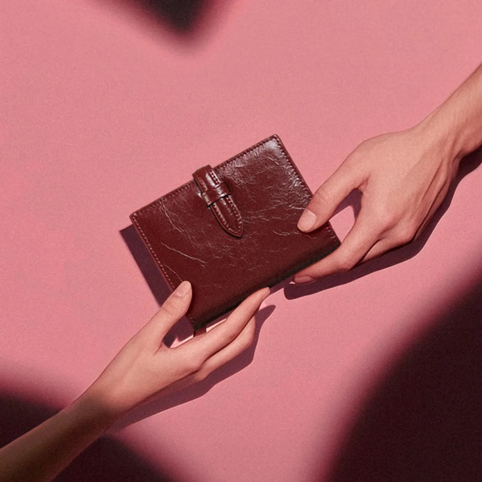 ITAMOOD Damski portfel z prawdziwej skóry z dużym miejscem na karty Czerwony Luksusowy oryginalny designerski lekki portfel Prezent urodzinowy