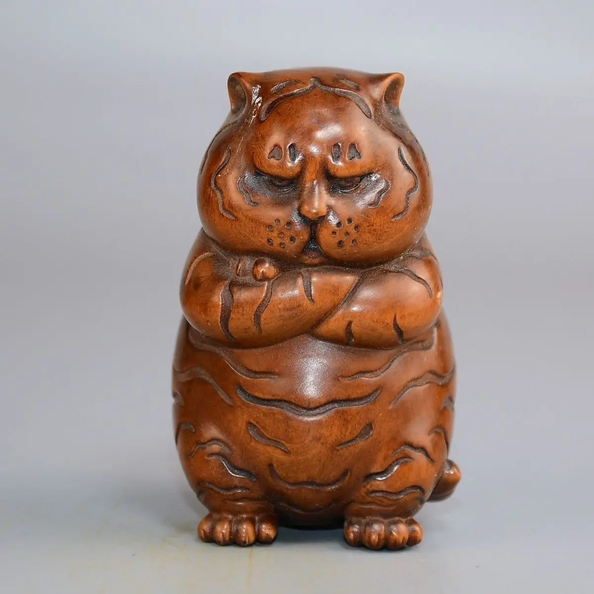 Hand Carved Wood angry Fortune Lucky Cat Statue Figurine Desktop Ornaments Home Decoration Crafts Tea Pet Decor