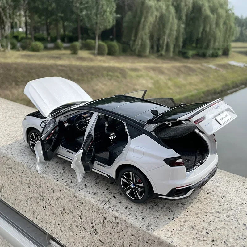 

Ford EVOS 2022 1/18 All New Die-cast Alloy Model Car Metal Toy Vehicles Simulation Collection Boy Gifts