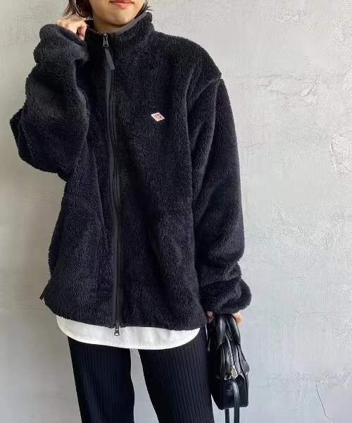 

Новинка осенне-зимнего сезона: уютная, суперлегкая, повседневная, универсальная верхняя одежда DNTON из кораллового флиса с высоким воротником на молнии.