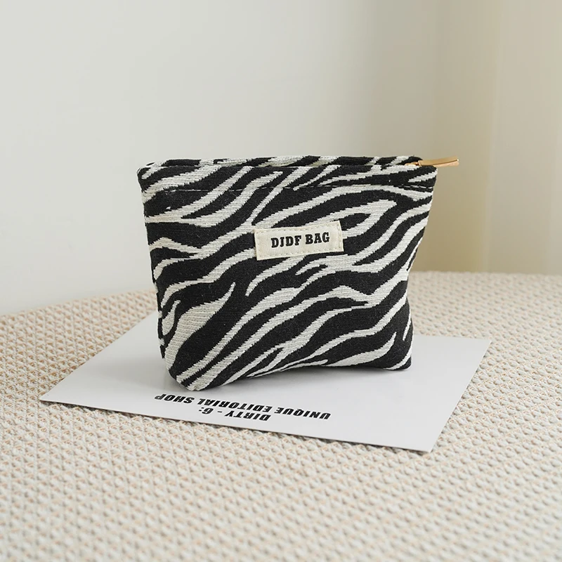 Women\'s Makeup Bag Zebra Print Small Canvas Item Cosmetics Storage Bag Portable Zipper Design Clutch Bag Commuter Coin Purse Ins