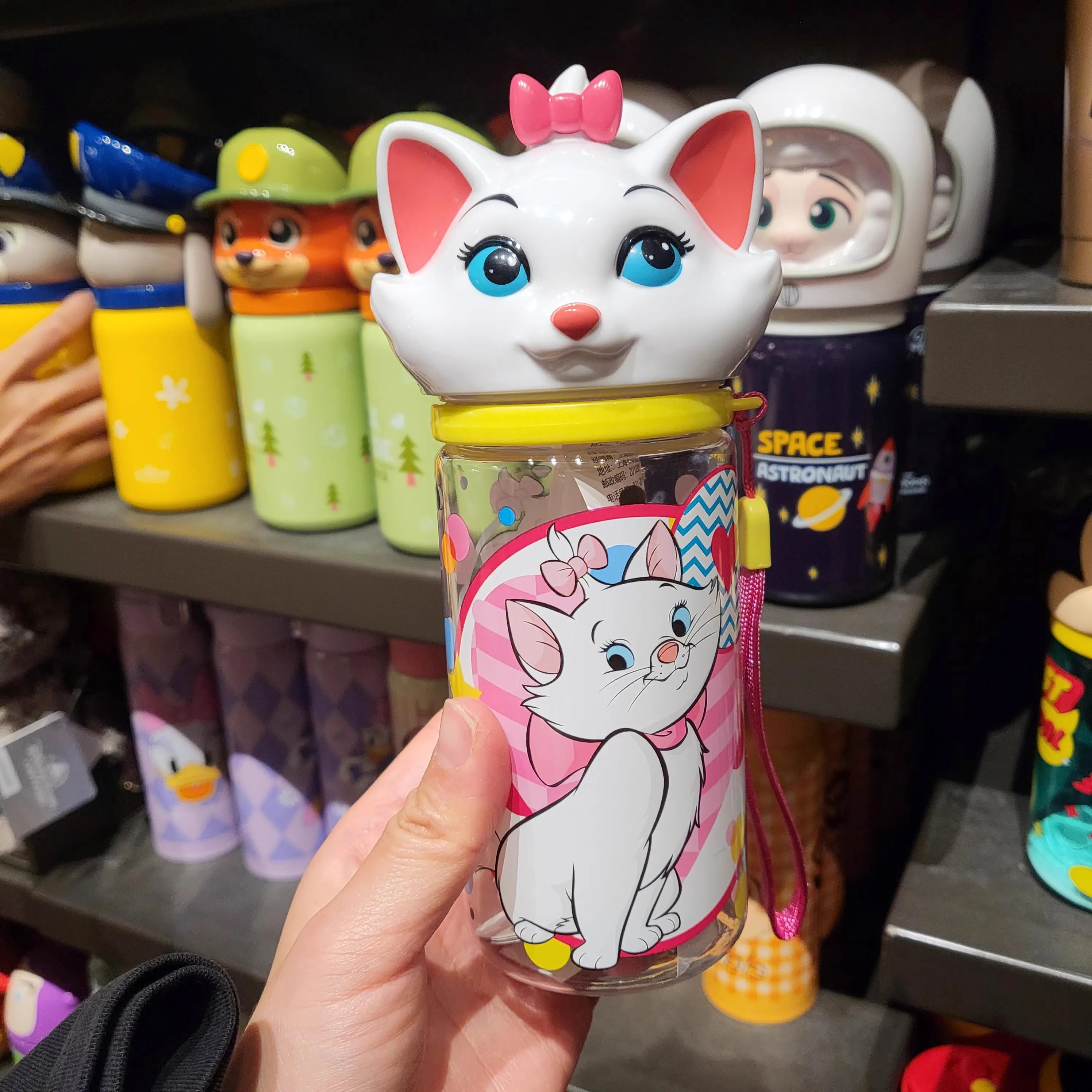 Shanghai Disney Mickey Stitch Cartoon Charakter Stroh Kaltwasser Tasse Kindergeburtstagsgeschenk