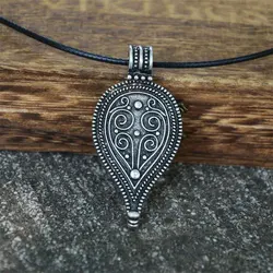 Vintage Slavic Lunula Moon Pendant Womens Jewelry Punk Necklace MORAVIA Lunitsa Slaves Amulet