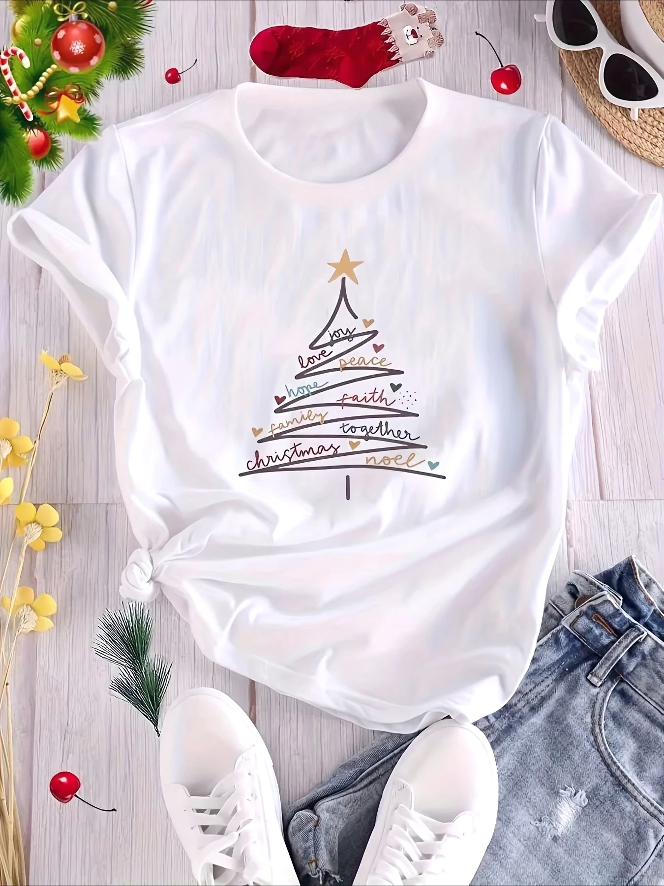 Women's Cute Christmas Tree Snowflake Print T-Shirt Festive Holiday Tee Xmas Tree Design Blouse Daily Wear Y2k Top Free Shipping