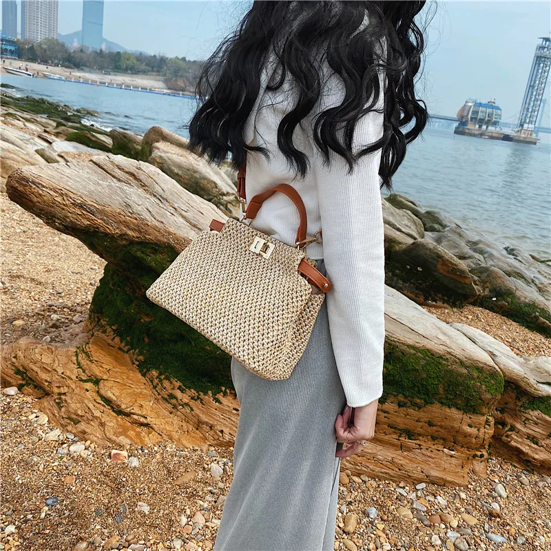 2024 New Straw crossbody Bag Ladies Fashion Bohemian Little Knit Summer Purse and Handbag Ladies Casual Holiday Bag