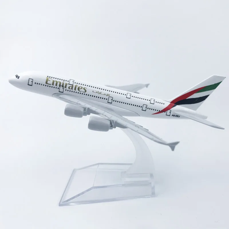 16 cm Legierungsmetall Emirates UAE A380 Druckguss-Flugzeugmodell Spielzeug 380 Airbus Airline Flugzeugmodell im Maßstab 1:400