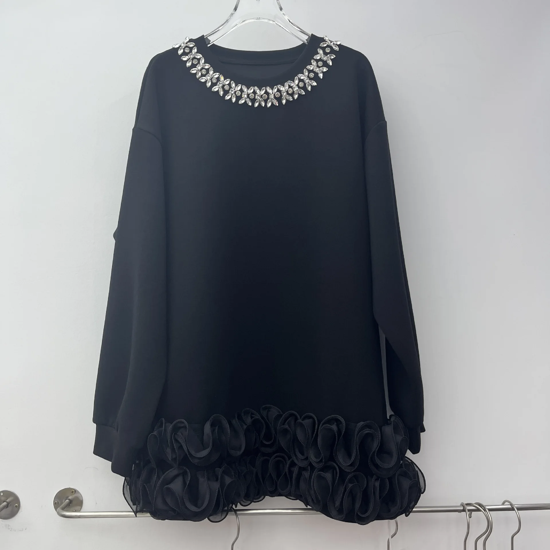 SuperAen 2025 خريف جديد المرأة فضفاضة س الرقبة الماس الشاش تكدرت تقسم بلوزات بأكمام طويلة بلوزات الموضة وغير رسمية #4