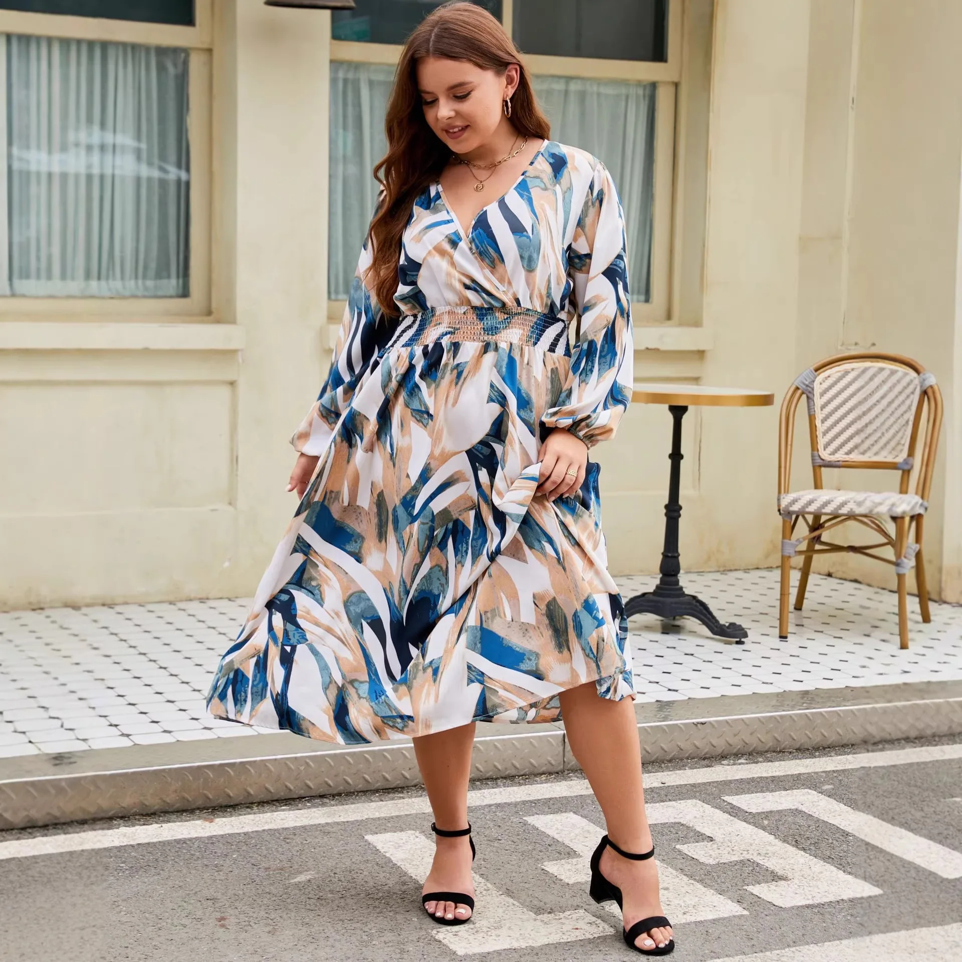 

Large Size Women's Print Dress V-Neck Long Sleeve Autumn Winter Fashion City Walk A-Line Skirt Clean Fit PVC Cotton Zipper