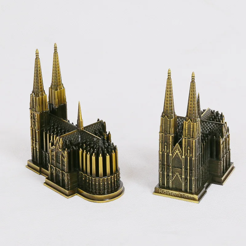 

Cologne Cathedral Office Desktop Ornaments Crafts Germany Landmark Travel Souvenirs Figurines Home Decoration House Model Gift