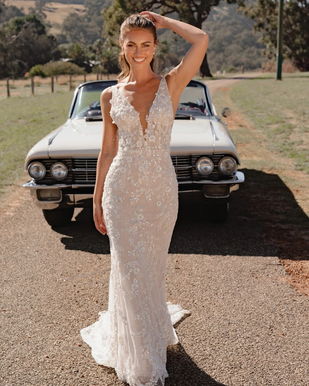 

Mermaid Lace Shiny Sequin Wedding Dresses V Neck Beading Appliques Backless Bridal Gowns Elegant Vestido De Novia Customized